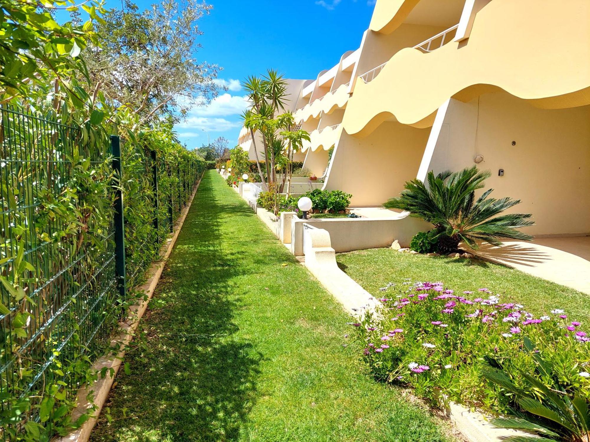 Vilamoura Balcony Apartment Near Marina & Falesia Beach Exterior photo